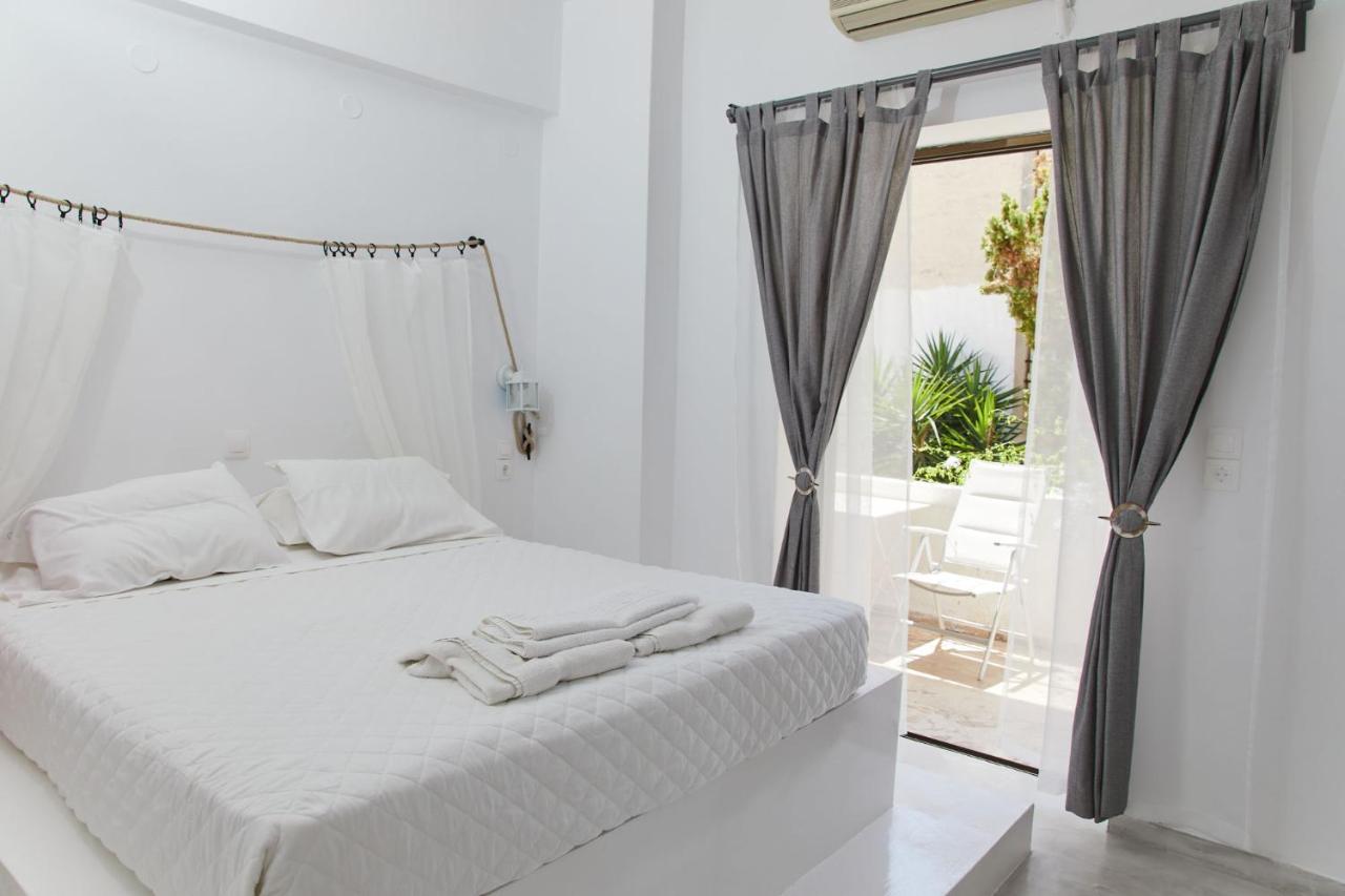 Agia Marina Golden Star Praxitelous公寓 外观 照片