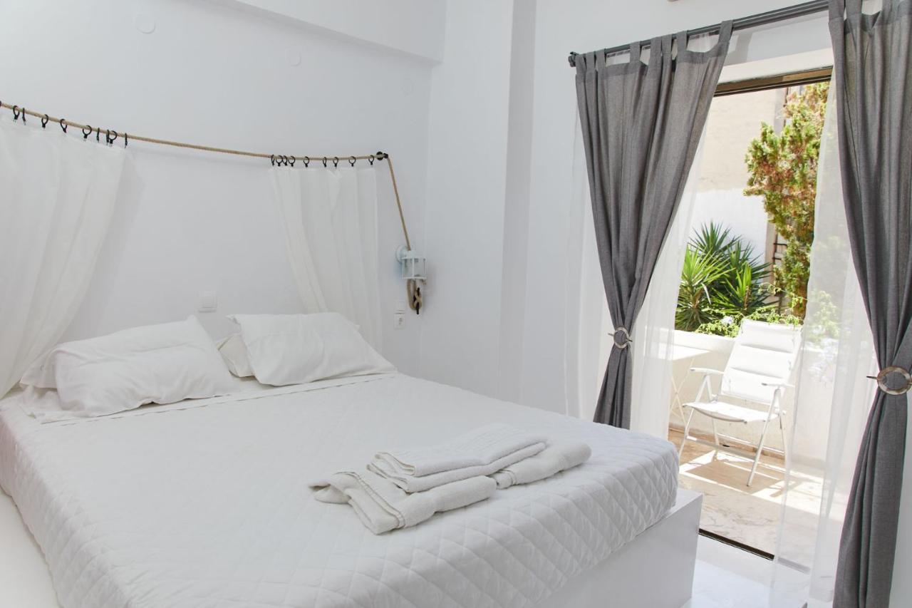 Agia Marina Golden Star Praxitelous公寓 外观 照片