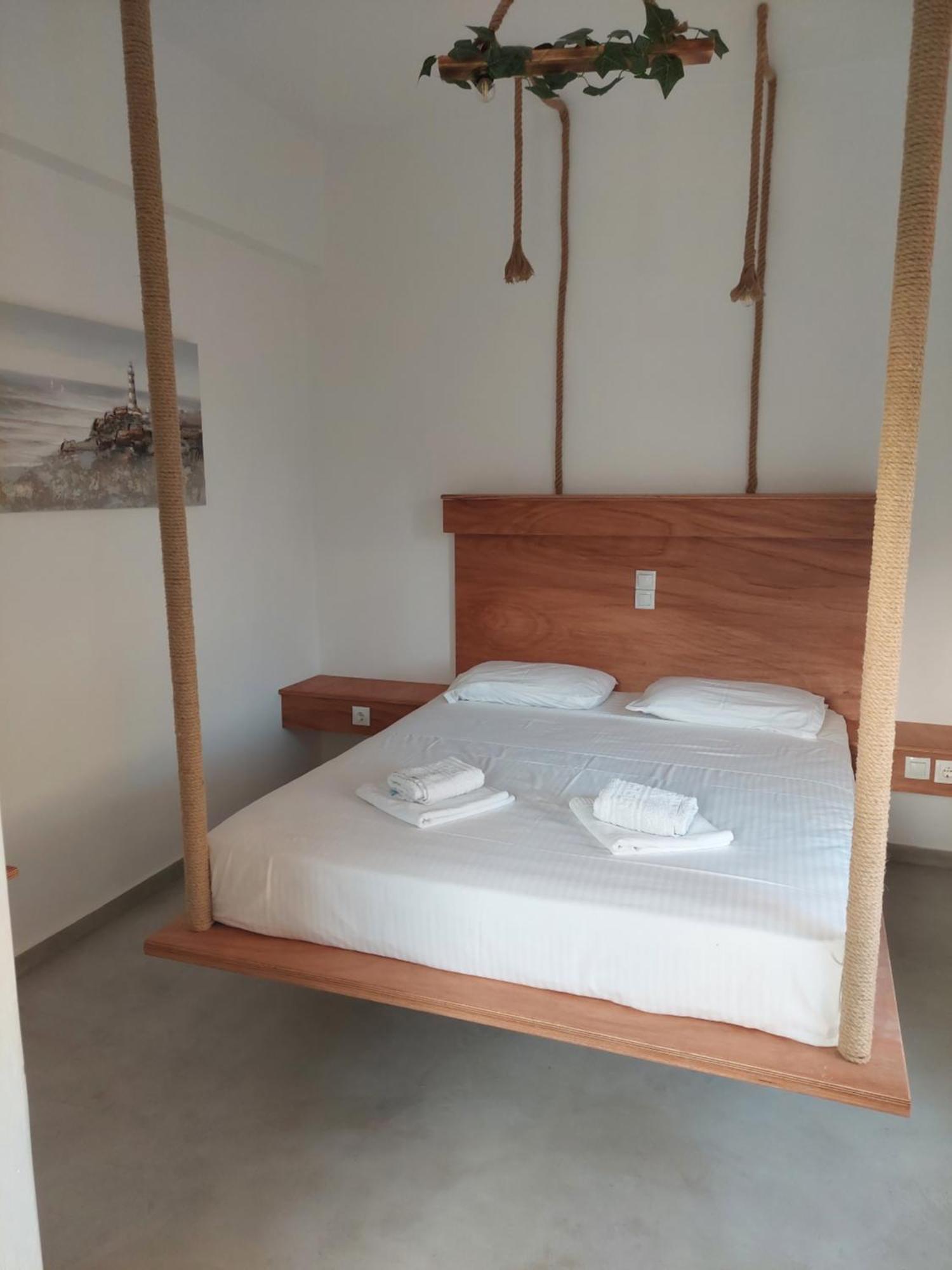 Agia Marina Golden Star Praxitelous公寓 外观 照片